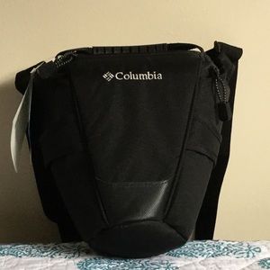 Columbia Travel Shoulder Bag